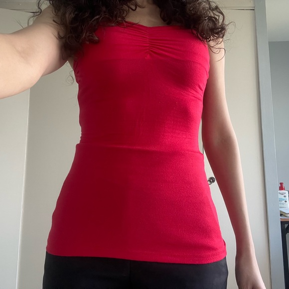 Classic Elegant Red Top by Jane Norman - Picture 4 of 10